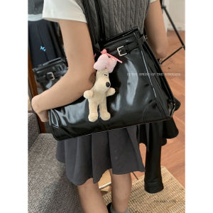 กระเป๋าสตางค์ทรงโต้เต็มความจุแบบย้อนยุคสำหรับผู้หญิง กระเป๋าสะพายไหล่แบบลำลองสำหรับเดินทางในฤดูใบไม้ร่วงปี 2024 กระเป๋าสะพายข้างสไตล์เกาหลี หนัง PU