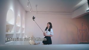 ไม้เซลฟี่ 360 องศา พร้อมรีโมท บลูทูธ และไฟ LED รองรับ iOS และ Android รุ่น Q02S