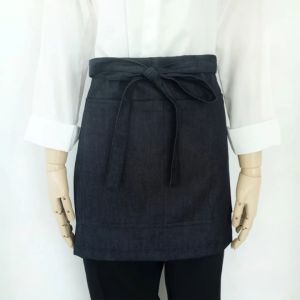 🚛🇹🇭ผ้ากันเปื้อนยีนส์ ครึ่งตัวพร้อมกระเป๋าหน้า 2 ช่อง มีที่เสียบปากกา ดีไซน์สวยไม่ซ้ำใคร ใส่เสิร์ฟอาหาร ทำอาหาร ผ้ายีนส์สีเข้ม