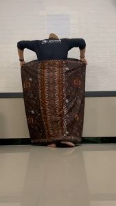 SARUNG BATIK SOGAN GUS IQDAM MOTIF GURDA SENO