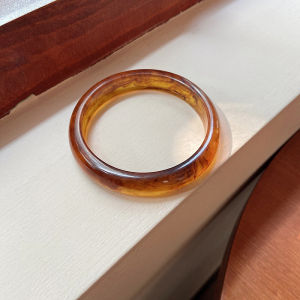 Retro Aged Acetate Womens Bracelet 2025 New Medium Vintage Bracelet Ins Small Design Sense Ancient Style Hanfu Hand Jewelry