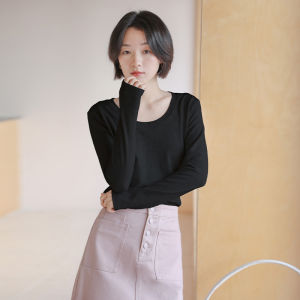 Áo Thun Nữ Tay Dài Cổ Chữ U Lớn Màu Trắng Cơ Bản Co Giãn Ôm Vừa Vặn Hở Xương Đòn Thấp Mặc Trong Mùa Xuân