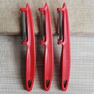 Multifunctional Kitchen Fruit Peeler Potato Skin Remover Cutter Home Use Sharp Durable Easy to Clean Fruit Knife