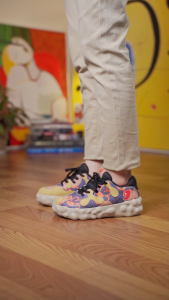 UIN Figueras I Womens Walking Travel Shoes Casual Wide Toe Chunky Fashion Sneaker-Floral Graffiti