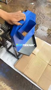 MESIN GILING / SELEPAN BIJI JAGUNG 250 WATT