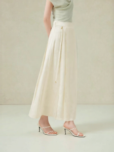 XIANGYING | White Satin Jacquard High-Waist New Chinese Style A-Line Skirt