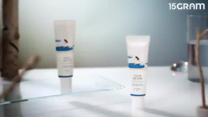 Round Lab Birch Juice Moisturizing Sunscreen with Birch Sap Hydrates Protects Skin For All Skin Types Lightweight Non-Greasy SPF50+ 50ml