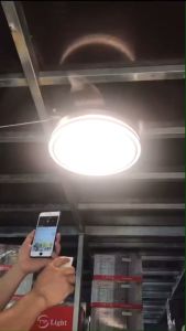 Quạt trần giấu cánh - Có loa bluetooth  trên quạt kết nối với điện thoại di động - đèn 3 màu - điều khiển từ xa 6 số ( Bảo hành 5 năm )