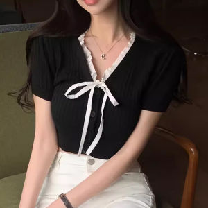 Áo Len Dệt Kim Tay Ngắn Cổ Chữ V Ren Ngắn Cho Nữ Mùa Hè Thanh Lịch Cỡ Nhỏ Ngọt Ngào Ôm Vừa Vặn Áo Thun Ngắn