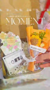 Mini Crochet Flower Bouquet (CUTE SIZE) in a Gift Box Sunflower