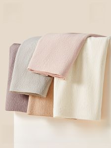 MiiOW | กางเกงชั้นในผ้าไหมน้ำแข็งไร้ตะเข็บสำหรับผู้หญิง กางเกงขาสั้นทรงสามเหลี่ยมระบายอากาศได้ดี ป้องกันแบคทีเรีย ฤดูร้อน 2025 แบรนด์ MiiOW Catman