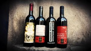 NATURAL WILD NATIVE GRAPES WINE - NATENADZE MESKHURI QVEVRI RED WINE  - GOURMET SPECIALTY HALF CASE 6x 750ml - MUST TRY ***