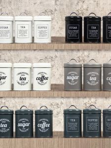 Nordic Style Sealed Storage Jar Coffee Bean Decorative Iron Art Kitchen Restaurant Sample Room Soft Decoration round Shape Storage Bottle