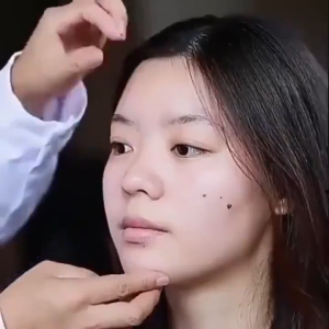 Anti Freckle Whitening Cream 30g Removing Age Dark Spots Pigmentation Bright Skin Care Day Sun Freckles Remover for Women 祛斑霜 消除黑色素沉着