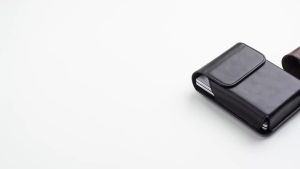Ốp Lưng Da Kèm Kẹp Lưng Cho Samsung Galaxy Z Fold 8 Huawei Pura X Max iPhone Fold - Bao Da Du Lịch Chống Xước Đóng Từ Tính