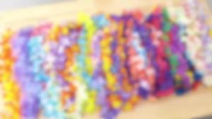50/100Pcs Hawaiian Flower Necklaces Hawaiian Garlands Multicolor Flower Necklaces for Beach Party Luau Wedding Birthday Decor
