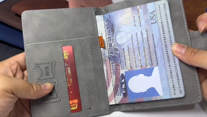 HUFANG  ปกใส่พาสปอต Passport กระเป๋าพาสปอร์ต ป้องกันรอยเปื้อน มี 2 แบบ แบบหนัง/ แบบใส