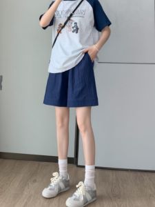 กางเกงขาสั้นทรงตรงเอวสูงผ้าฝ้ายลินินสำหรับผู้หญิงในช่วงฤดูร้อน กางเกงขายาวทรงหลวม กางเกงขายาวทรงหลวม ผ้าฝ้ายแท้ ทรงตรง 5 นิ้ว