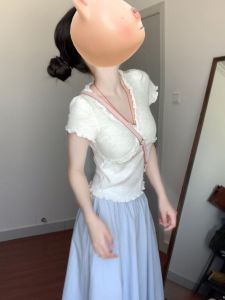 Áo Thun Nữ Tay Ngắn Cổ Chữ V Ôm Vừa Vặn Phong Cách Pháp Mùa Hè Cỡ Nhỏ BM Ngắn Cao Cấp Cảm Giác Vai Áo Thun Thời Trang