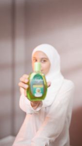 RDL Facial Cleanser Avocado Pembersih Muka Face Wash Makeup Mencerahkan Kulit Wajah Kering 150ml