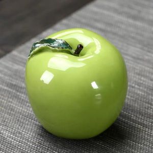 Creative Ceramic Pepper-shaped Airtight Tea Caddy