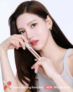 Limited Return WAKEMAKE Velvet Blurring Lip Glaze Matte Finish Long Lasting Moisturizing Easy to Color Korean Makeup Tool