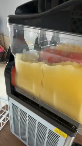 máy làm kem tuyết siro 3 ngăn thố 4L công suất 580W. bảo hành 1 năm