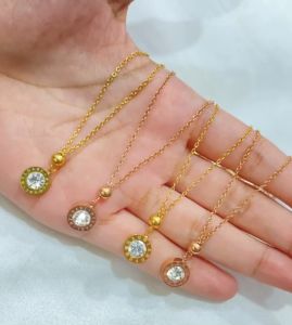 Kalung Liontin Titanium Wanita Anti Karat Fashion Aksesoris Perhiasan Elegant Style 147-KT
