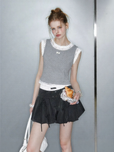 Unifree | Sleeveless Lace Short Design Fake Two-Piece Shirt