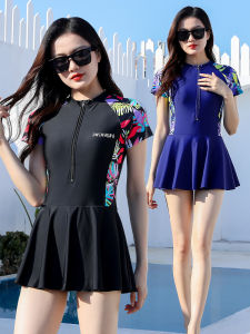 Black One-Piece Swimsuit Womens Short Sleeve Thermal Spa Swimming Wear with Chest Pad Large Size Sunscreen Bikini Style