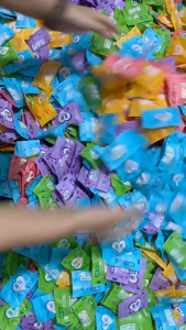 ONE-C1341 Blind Bag Gantungan Kunci Mini Karakter Random Ganci Tas Lucu / Keychain Candy Cute