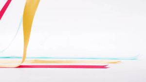 ริบบิ้นผ้าห่อของขวัญขลิบทอง โบว์ผ้าดิ้นทอง กว้าง 2.5 ซม ยาว 22 เมตร มีให้เลือกหลายสี ริบบิ้น โบว์ ริบบิ้นของขวัญ ริบบิ้นปีใหม่