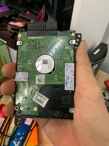 Ổ cứng 500gb laptop cài sẵn HDH 10-64bit hãng WD