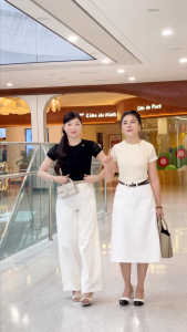 [MUA 2 GIẢM 70K] Áo Thun Ren Nữ GUMAC Áo Kiểu Công Sở Tay Ngắn Cổ Tròn Ôm Nhẹ Co Giãn Thiết Kế Sang Trọng Thanh Lịch LATF0918