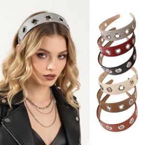 Hollowed Wide Circle Hairband Simple PU Leather Headband Stretchy Metal Rock Punk Hairband Women Fashion Headwear Accessories