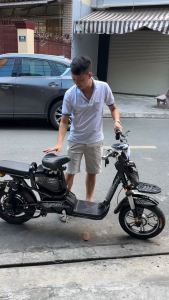 Xe Đạp Điện HiMA X8 Pro Thiết Kế Thể Thao Khung Thép Cứng Cáp Smartkey Tìm Xe Tốc Độ 30–50Km/h Ắc Quy 48V-14A Mặt Đồng Hồ LED Đèn Xi Nhan Tải 180Kg Phanh An Toàn Giảm Xóc Êm Ái