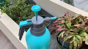 ถังพ่นปุ๋ย กระบอกฉีดน้ำแรงดัน 2 ลิตร ฟ๊อกกี้ foggy และ กระบอกฉีดน้ำแรงดันสูง ขนาด 2 ลิตร