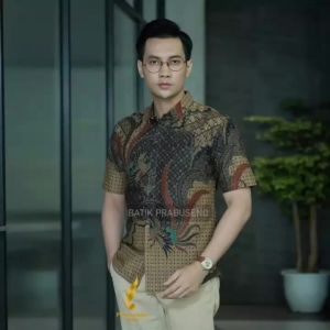 BAGUSTIRA - Prabuseno Kemeja Batik Pria Lengan Pendek Size Slimfit Bahan Katun Printing Lapis Furing Erro Handmade Kualitas Premium Jumbo Big Size Modern Halus Adem dan Nyaman Atasan Cowok Pakaian Kerja Formal Kantor