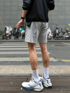 Fast Drying Ice Silk Mens 3/4 Shorts