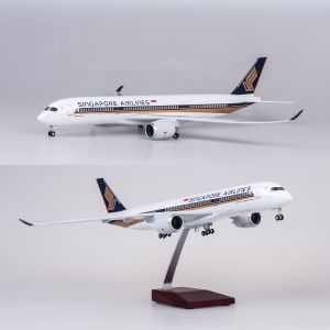 47cm Large Scale Toy Plane Singapore A350 Diecast Resin Airplane Model Kit with Stand for Aviation Enthusiast Gift or Collection