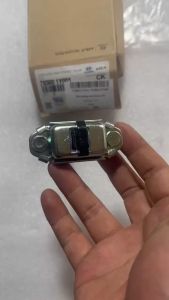 Dẫn hướng cánh cửa Kia Morning 2012 - 2019. Thanh hãm cửa Morning xịn. Shop có đủ vế vui lòng chọn.