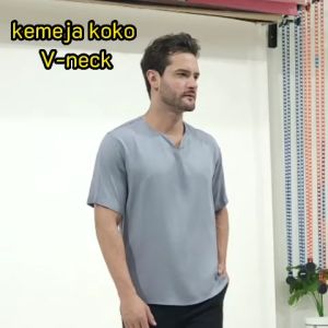 Kemeja Koko Pria Kerah V-neck Model Basic Polos Lengan Pendek Bahan Rayon Twill Premium