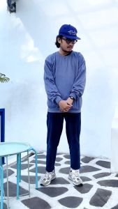 Basic Oversize Sweater Crewneck Polos Kualitas Premium Cowok dan Cewek - Sweater Crewneck Polos Size M L XL XXL