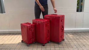 SG Stock luggage 20/24/26 inch cabin luggage luggage bag trolley bag TSA lock with Large Capacity
