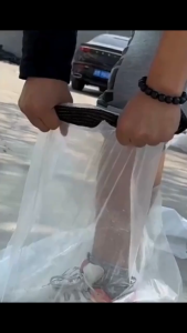 ผ้าใบใสกันฝน ผ้ายางกันแดดฝน ผ้าใบกันแดดกันฝน 2X2M/2X3M/2X4M/3X3M/3X4M/3X5Mสำหรับ ทำกันสาด หลังคา กันลม ปั้มเก็บขอบเรียบร้อยสวยงาม ราคาโรงงาน