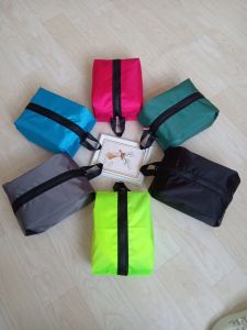 กระเป๋าใส่รองเท้าแบบกันน้ำ กันฝุ่น สำหรับใส่รองเท้าบูท รองเท้าลำลอง รองเท้าแตะ กระเป๋าใส่รองเท้าสำหรับเดินทาง ชุดใส่รองเท้าสำหรับใช้ในบ้าน