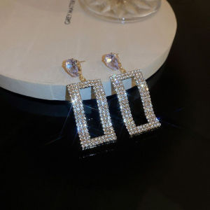 ต่างหูรูปสี่เหลี่ยมทรงกลวงเรขาคณิตประดับเพชรเทียมแบบเกินความคาดหมาย ดีไซน์ไฮเอนด์ อเนกประสงค์ เครื่องประดับแฟชั่นสำหรับผู้หญิง