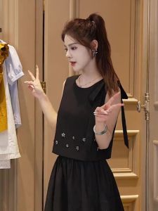 High-End Feeling Womens Short Sleeve Tank Tops with Embroidery for Summer Stylish French Design for Outerwear