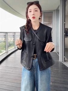 เสื้อกั๊ก PU หนังสั้นผู้หญิง ฤดูใบไม้ผลิ 2025 รุ่นใหม่สไตล์เกาหลีหลวมๆ หรูหรา เสื้อกั๊กสำหรับเด็กผู้หญิง ขนาดเล็ก ใส่เป็นเสื้อคลุมภายนอก