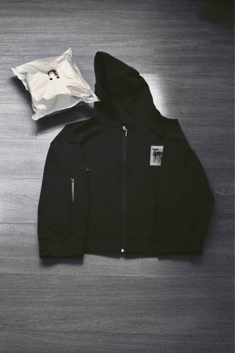 The%20Fawn%20zip%20up%20Animated%20Hoodie%20-%20Image%204